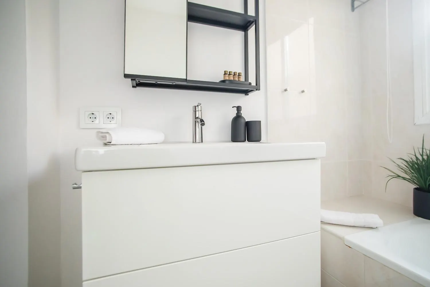 12Crc1038 - Big & Cozy 2Bed Apartment In The City Barcelona